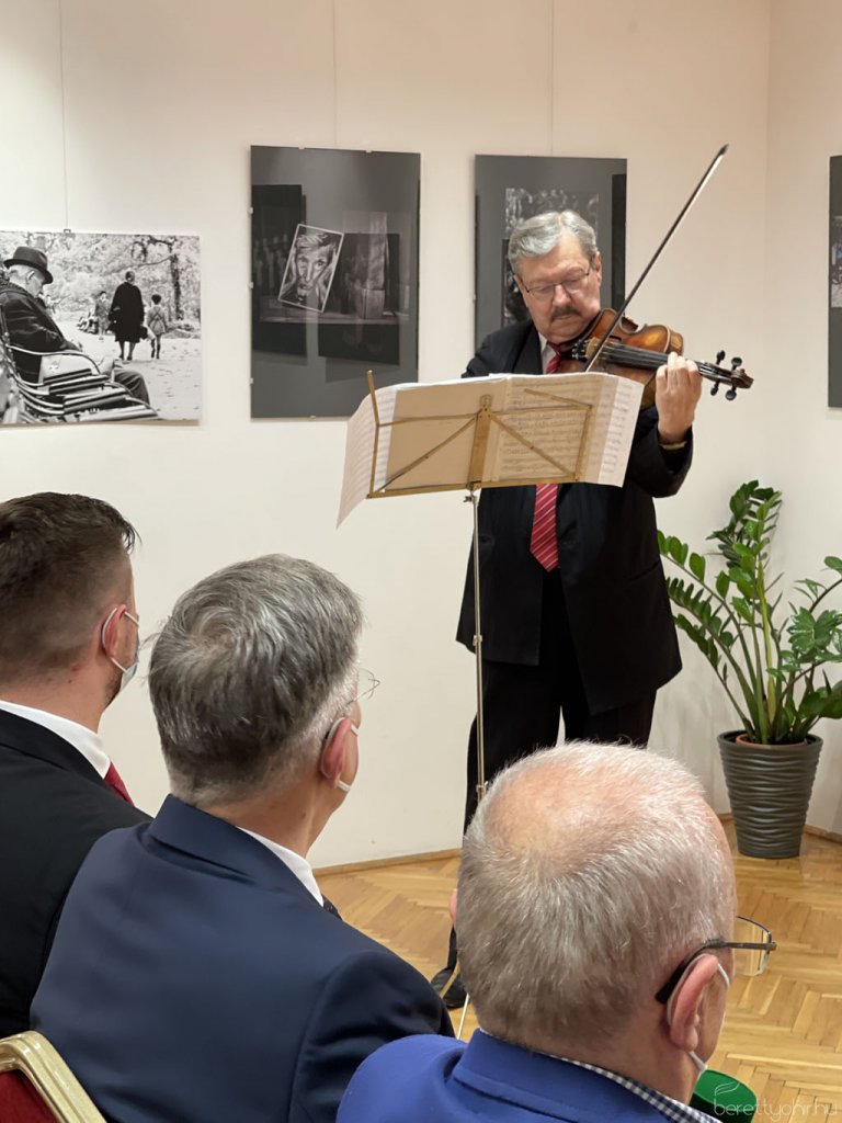 Tóth István jubileumi fotóliállítása 09